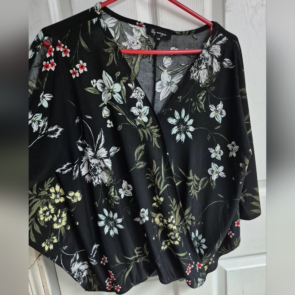 New Look Black Floral Relaxed Blouse